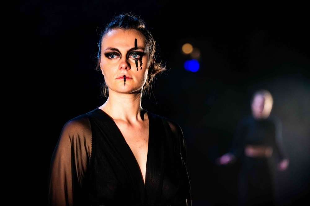  - Emmanuelle Dandrel